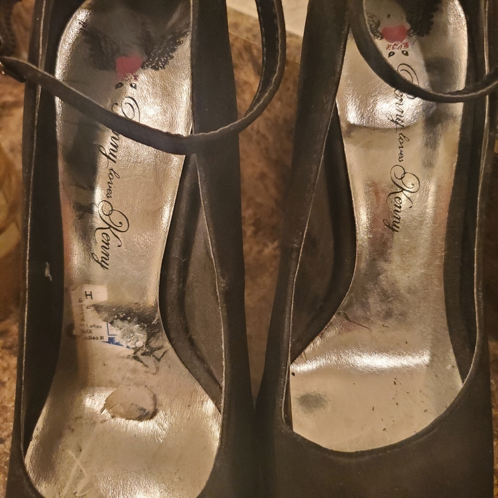 Platform Heels - Picture 5 of 7